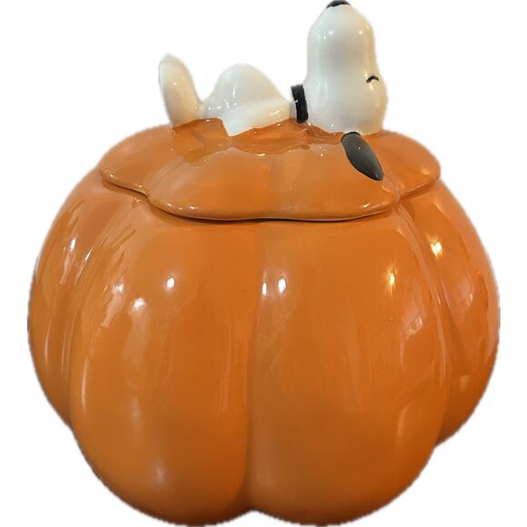 Rae Dunn Snoopy’s Snacks Pumpkin Bowl Festive Fall - Picture 2 of 8